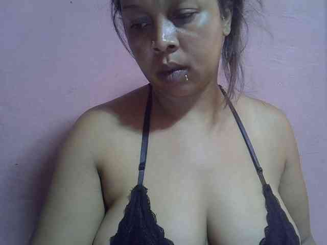 bigass-tits webcam