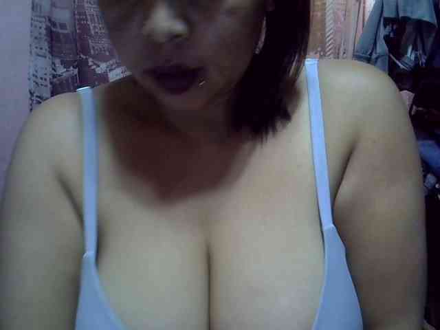 bigass-tits webcam