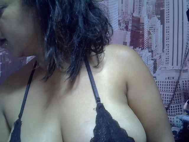Model: bigass-tits