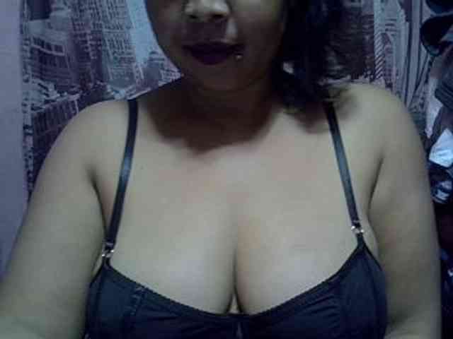 bigass-tits webcam
