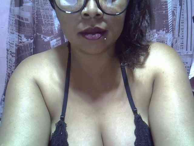 bigass-tits webcam