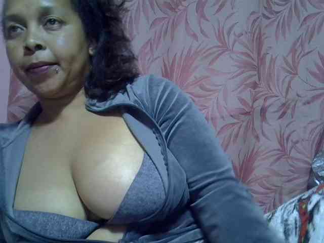 bigass-tits bigass-tits
