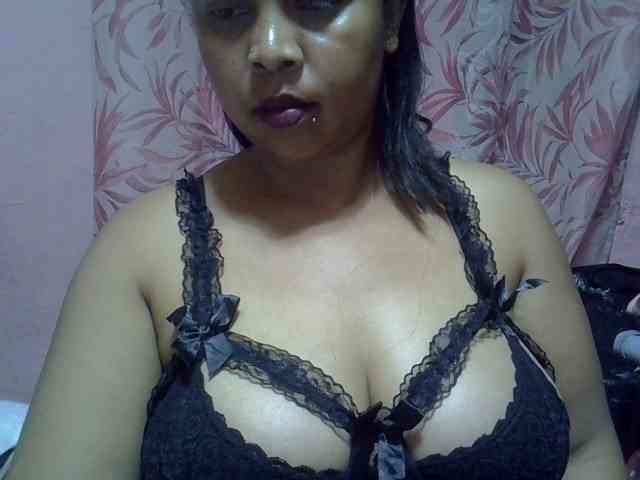 bigass-tits webcam