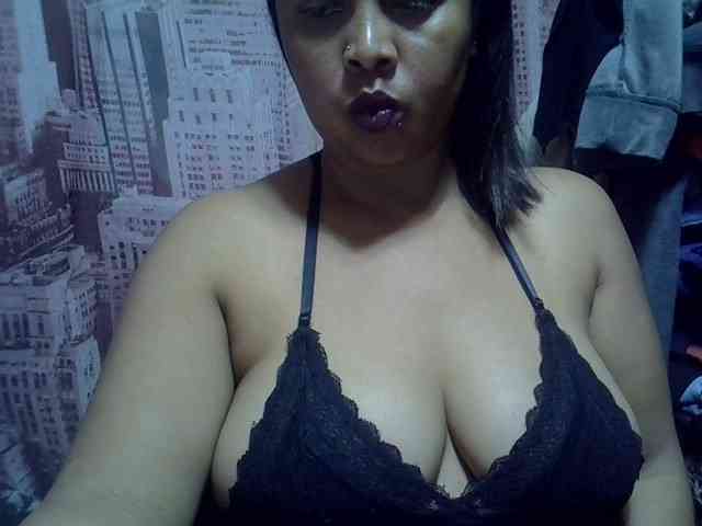 bigass-tits webcam