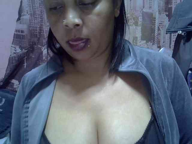 bigass-tits webcam