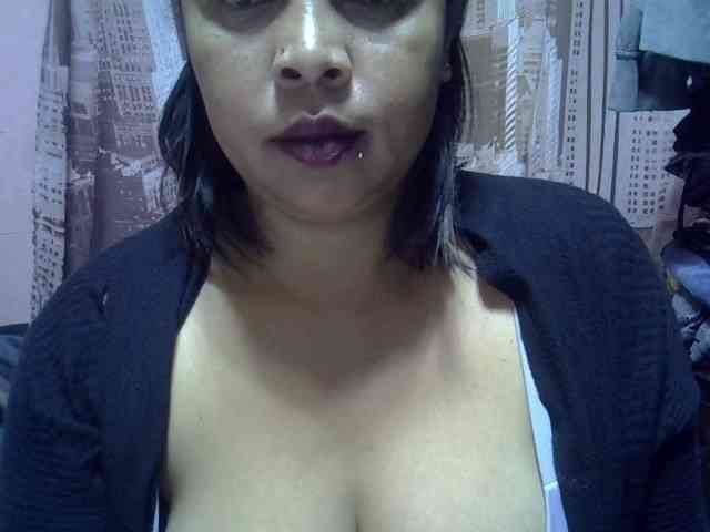 bigass-tits webcam