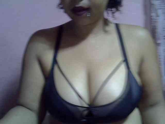 bigass-tits webcam