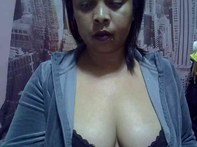 bigass-tits webcam