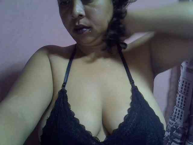 bigass-tits webcam
