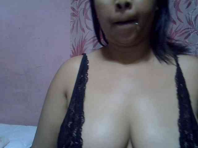 bigass-tits webcam