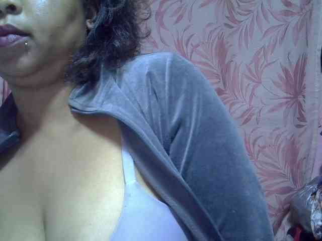 bigass-tits webcam