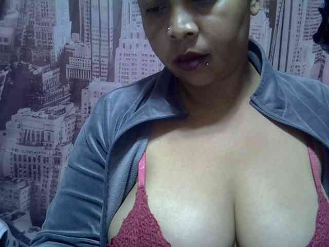 bigass-tits webcam