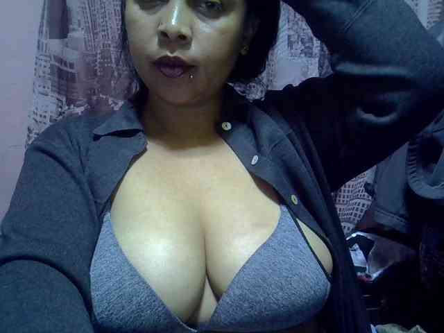 bigass-tits webcam