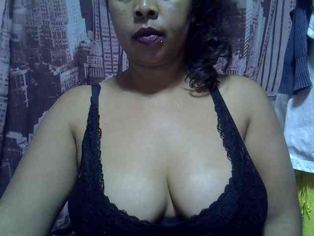 bigass-tits webcam