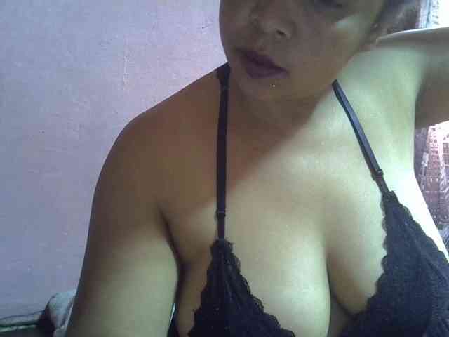 bigass-tits webcam