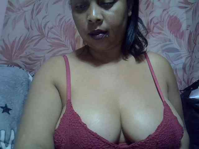bigass-tits webcam