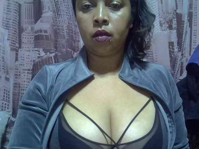 bigass-tits webcam