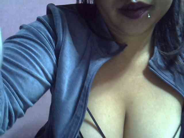 bigass-tits webcam