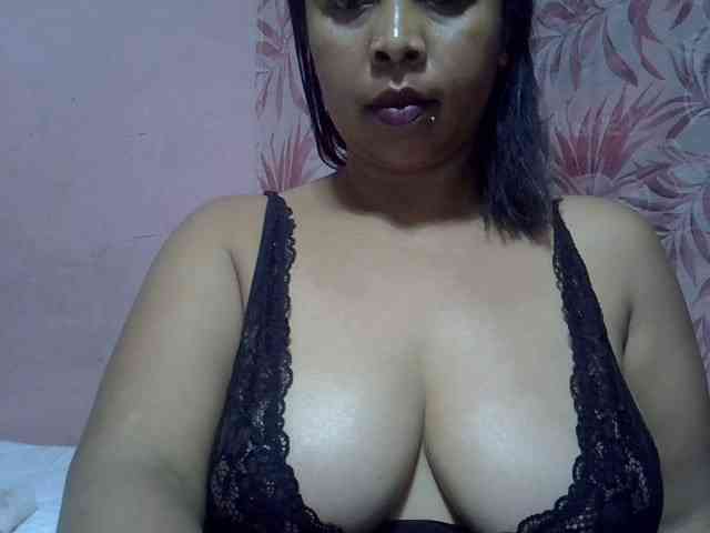 bigass-tits webcam