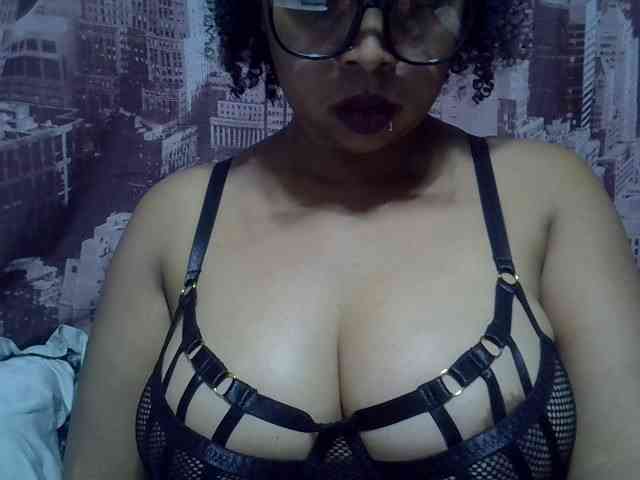 bigass-tits webcam