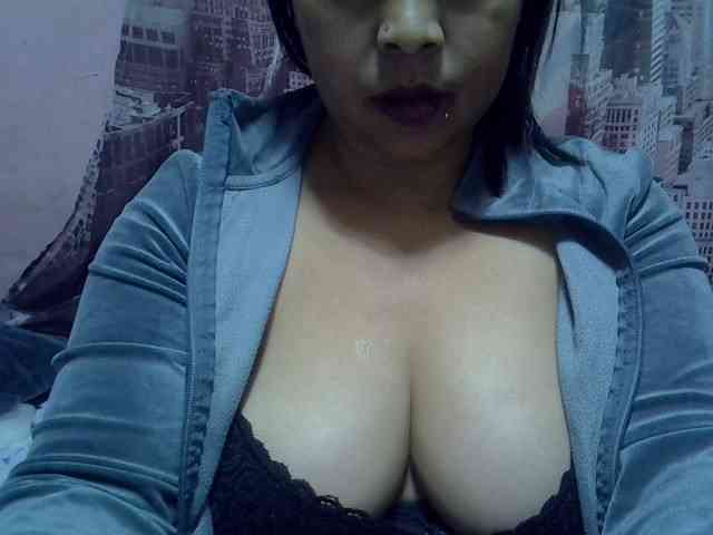 bigass-tits webcam