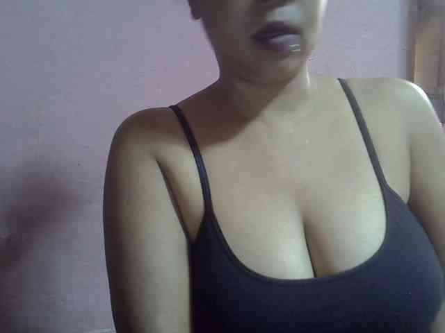 bigass-tits webcam