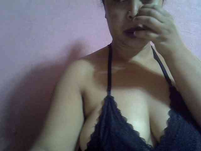 bigass-tits webcam
