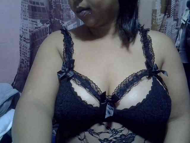 bigass-tits webcam