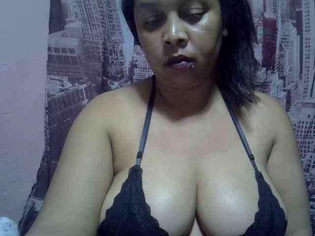 bigass-tits webcam