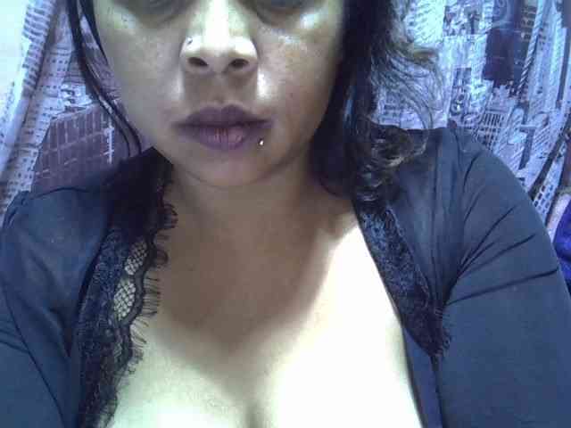 bigass-tits webcam