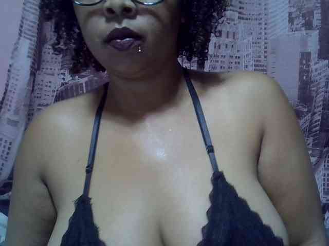 bigass-tits webcam
