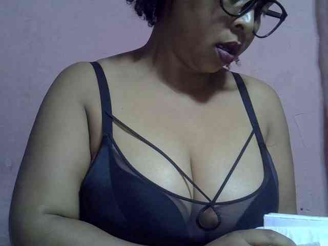bigass-tits webcam