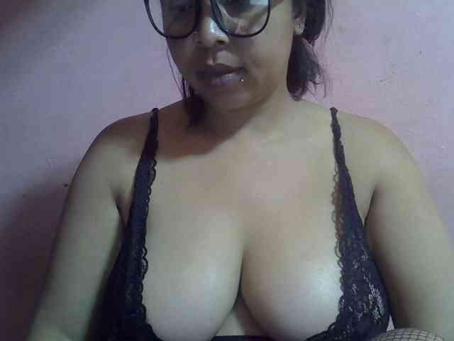 bigass-tits webcam