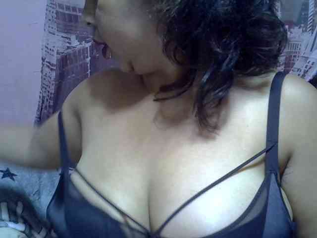 bigass-tits webcam