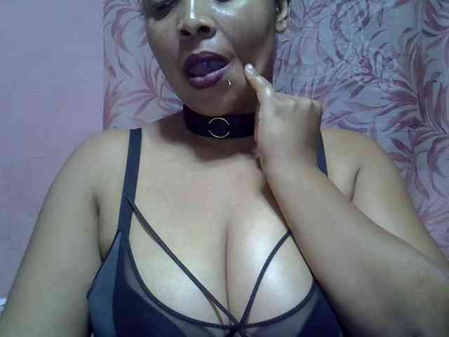 bigass-tits webcam
