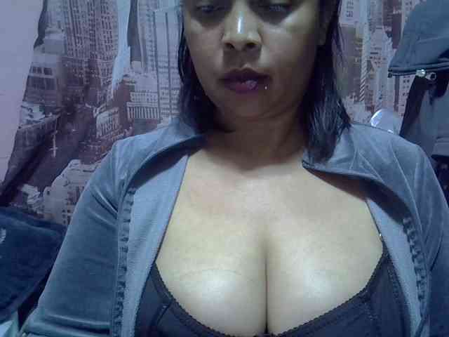 bigass-tits webcam