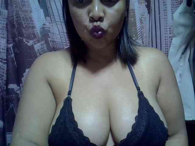 bigass-tits webcam