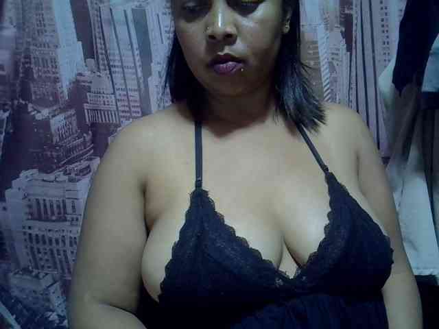 bigass-tits webcam