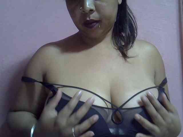 bigass-tits webcam