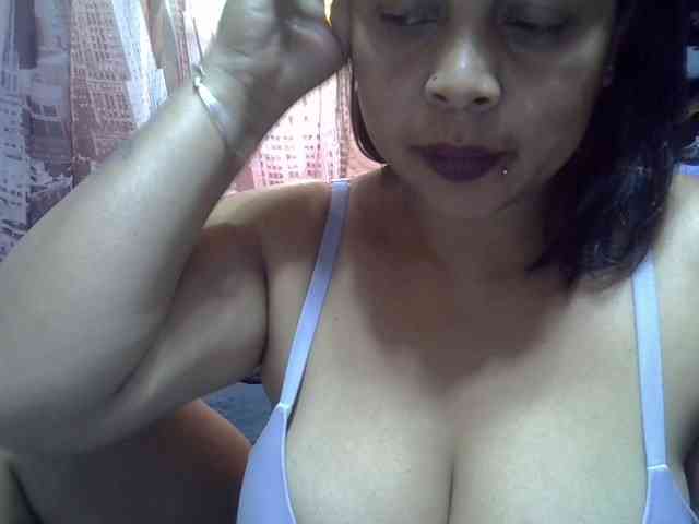 bigass-tits webcam