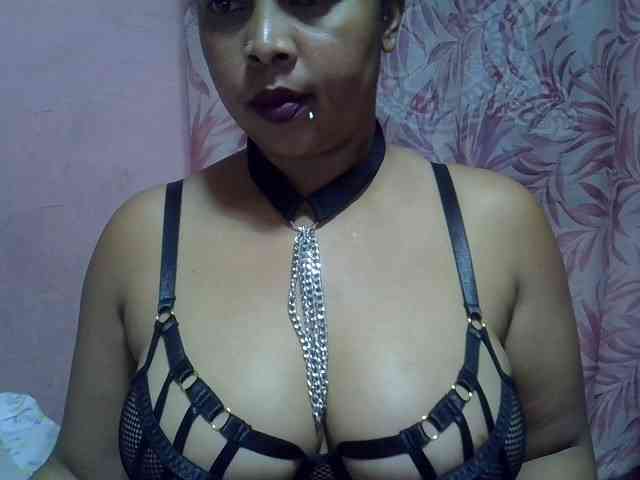 bigass-tits webcam