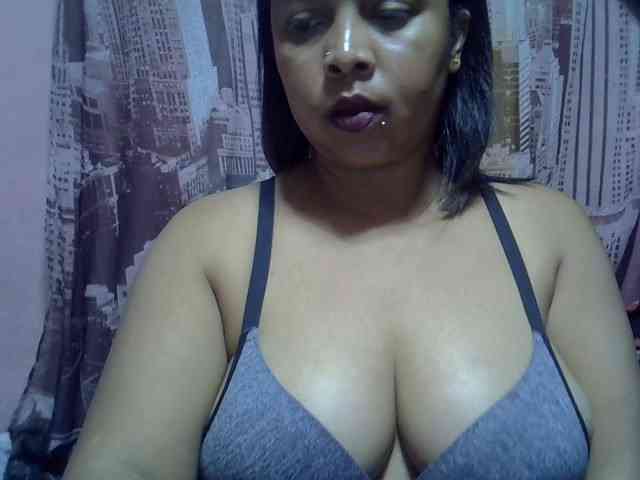bigass-tits bigass-tits
