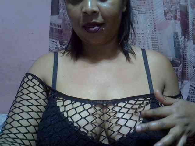 bigass-tits webcam
