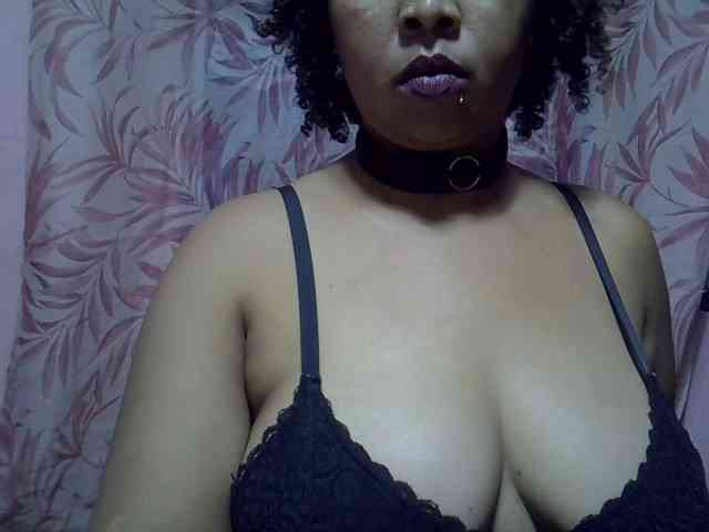 bigass-tits webcam