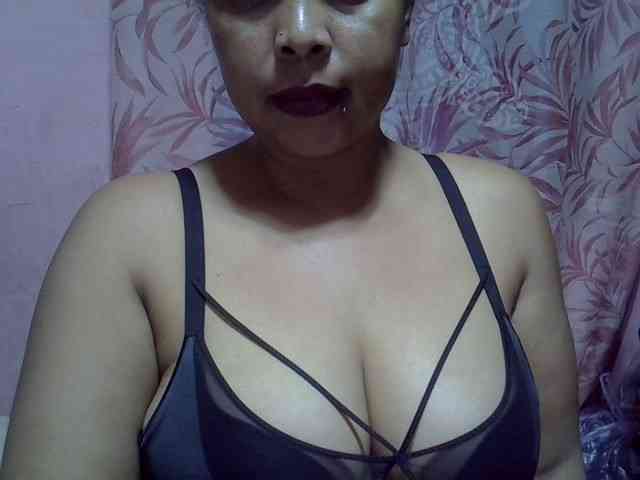 bigass-tits webcam