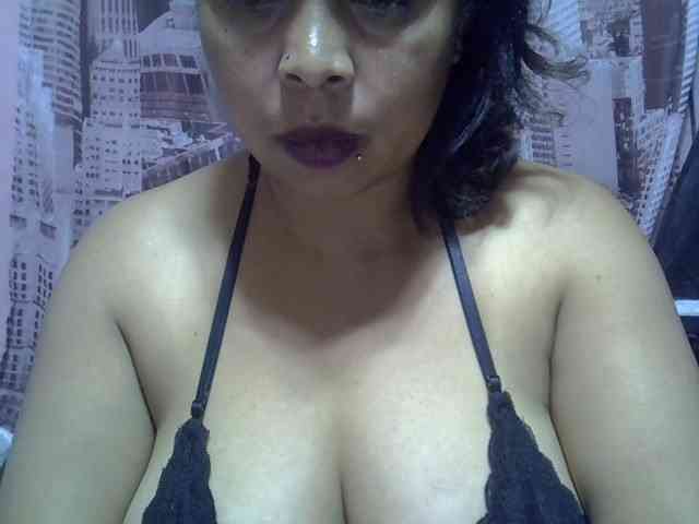 bigass-tits webcam