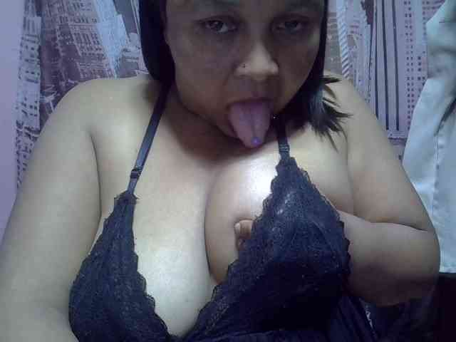bigass-tits webcam