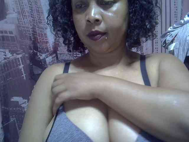 bigass-tits bigass-tits