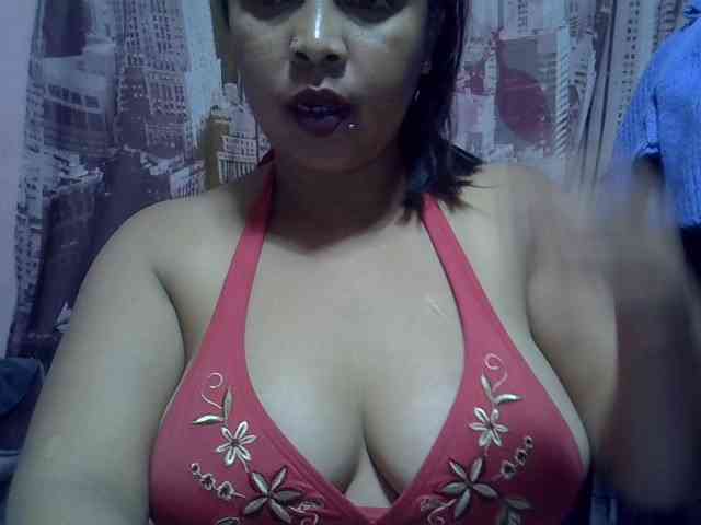 bigass-tits webcam