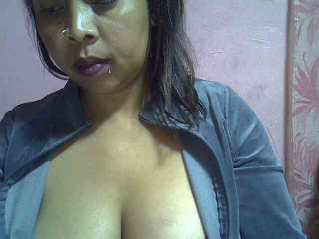 bigass-tits webcam